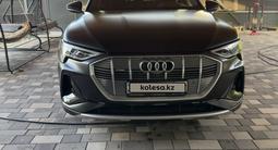 Audi Q5 e-tron 2022 года за 45 000 000 тг. в Алматы – фото 2