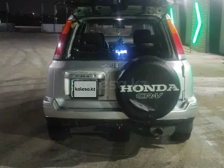 Honda CR-V 2000 года за 3 700 000 тг. в Актобе – фото 5