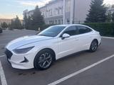 Hyundai Sonata 2022 годаүшін11 500 000 тг. в Уральск – фото 3