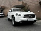 Infiniti FX37 2012 года за 12 000 000 тг. в Алматы – фото 2