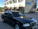 Mercedes-Benz C 200 1995 годаfor1 500 000 тг. в Караганда – фото 3