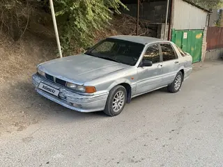 Mitsubishi Galant