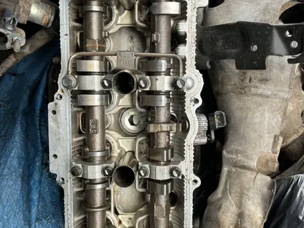 Головка на 3UZ-FE V8 за 500 000 тг. в Алматы – фото 2