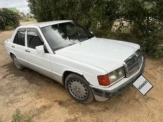 Mercedes-Benz 190