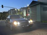 Mercedes-Benz E 320 1997 годаfor1 900 000 тг. в Астана
