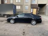 Toyota Camry 2014 годаүшін11 890 000 тг. в Караганда – фото 3