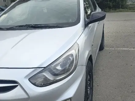 Hyundai Accent 2011 года за 3 350 000 тг. в Усть-Каменогорск – фото 13