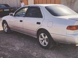 Toyota Camry 2000 года за 3 200 000 тг. в Туркестан – фото 4