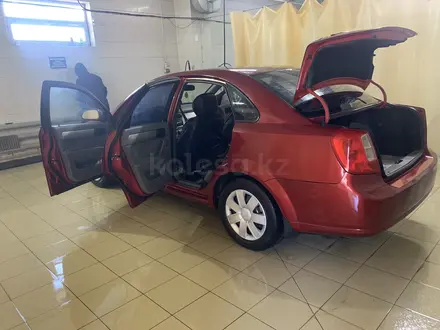 Chevrolet Lacetti 2004 года за 2 300 000 тг. в Семей – фото 11