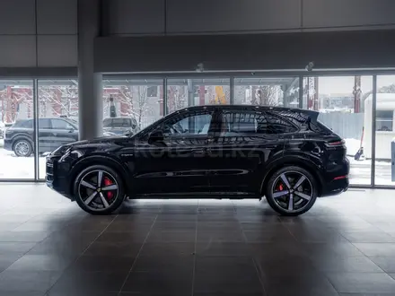 Porsche Cayenne 2023 года за 140 000 000 тг. в Алматы – фото 2