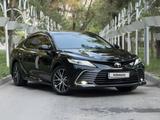 Toyota Camry 2023 года за 16 950 000 тг. в Алматы – фото 3
