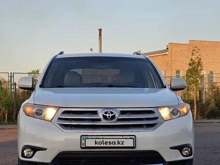 Toyota Highlander 2013 года за 11 500 000 тг. в Астана – фото 2