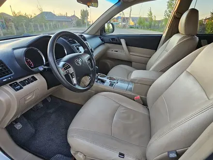 Toyota Highlander 2013 года за 11 500 000 тг. в Астана – фото 17