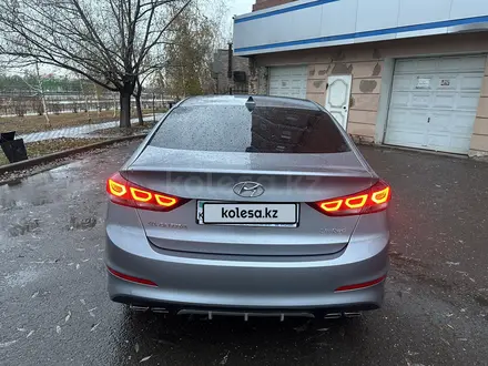 Hyundai Elantra 2017 года за 6 800 000 тг. в Астана – фото 25