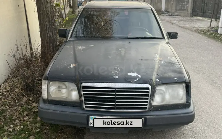 Mercedes-Benz E 220 1994 годаүшін1 100 000 тг. в Тараз