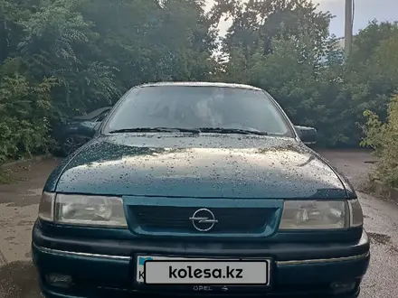 Opel Vectra 1995 года за 2 050 000 тг. в Астана