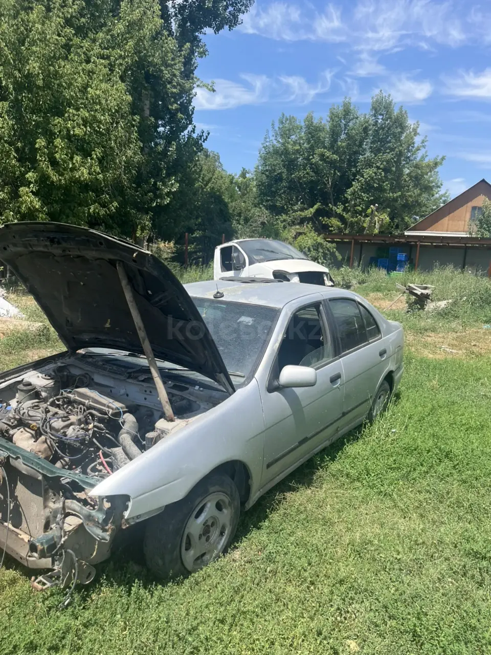 Nissan Pulsar, 1996