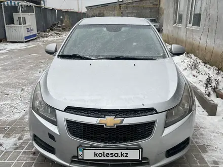 Chevrolet Cruze 2012 года за 3 600 000 тг. в Астана