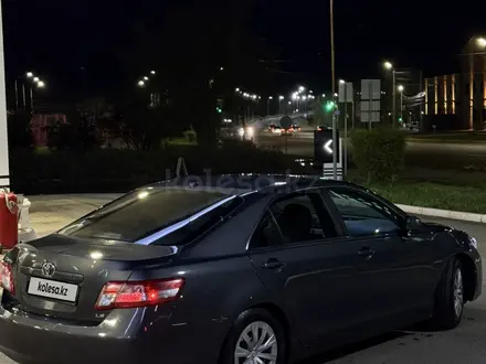 Toyota Camry 2011 года за 4 700 000 тг. в Уральск – фото 4