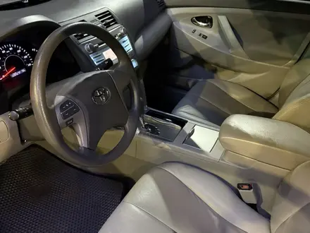 Toyota Camry 2011 года за 4 700 000 тг. в Уральск – фото 8