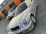 Mercedes-Benz E 200 1998 годаүшін3 850 000 тг. в Жезказган