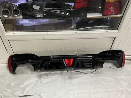 Диффузор G30 со стоп сигналом M5 CS LED за 45 000 тг. в Алматы – фото 3