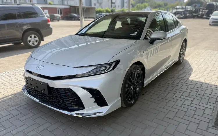 Toyota Camry 2024 года за 19 800 000 тг. в Алматы