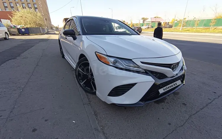 Toyota Camry 2020 годаүшін13 700 000 тг. в Астана