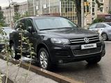 Volkswagen Touareg 2011 года за 10 300 000 тг. в Алматы