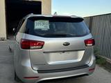 Kia Sedona 2016 годаүшін6 000 000 тг. в Атырау – фото 5