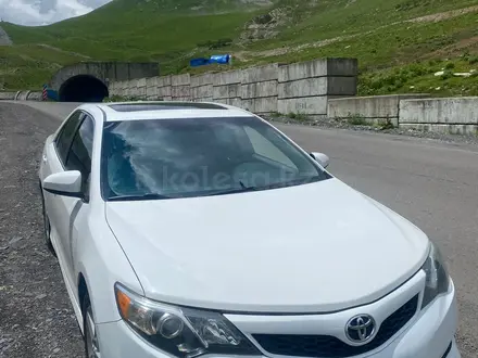 Toyota Camry 2012 года за 6 200 000 тг. в Атырау – фото 3