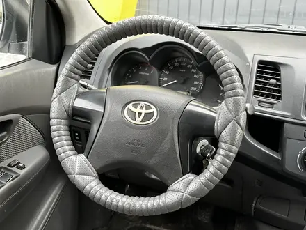 Toyota Hilux 2012 года за 7 890 000 тг. в Актобе – фото 9