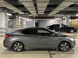 Hyundai Elantra 2015 годаfor6 850 000 тг. в Астана – фото 4