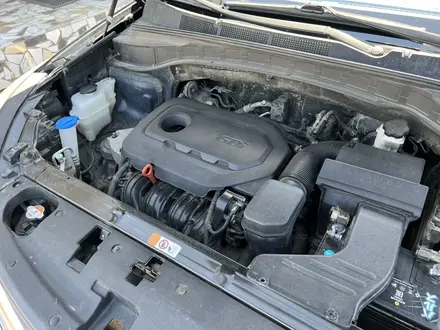 Hyundai Santa Fe 2018 года за 6 000 000 тг. в Актобе – фото 14
