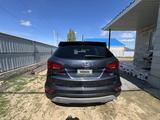 Hyundai Santa Fe 2018 года за 6 000 000 тг. в Актобе – фото 3