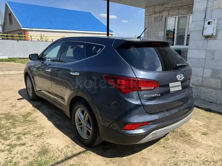 Hyundai Santa Fe 2018 года за 6 000 000 тг. в Актобе – фото 7