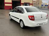 ВАЗ (Lada) Granta 2190 2015 годаfor3 700 000 тг. в Актобе