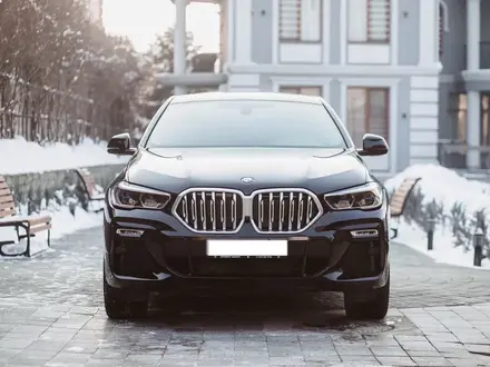 BMW X6 2021 года за 39 000 000 тг. в Алматы – фото 2