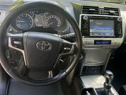 Toyota Land Cruiser Prado 2018 года за 25 000 000 тг. в Караганда – фото 15
