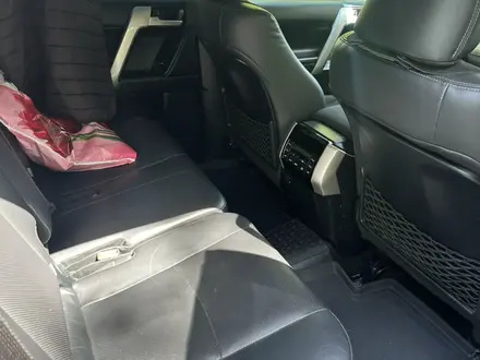 Toyota Land Cruiser Prado 2018 года за 25 000 000 тг. в Караганда – фото 10