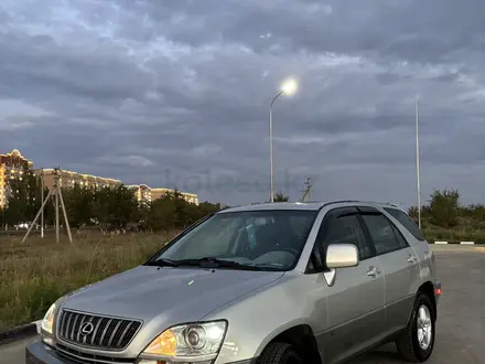 Lexus RX 300 2001 года за 6 000 000 тг. в Актобе – фото 2