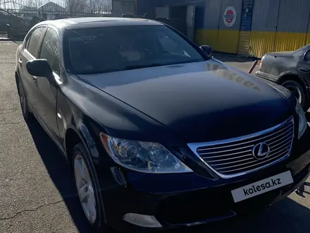 Lexus LS 460 2006 года за 5 000 000 тг. в Алматы