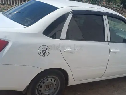 ВАЗ (Lada) Granta 2190 2014 года за 2 000 000 тг. в Семей – фото 5