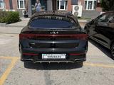 Kia K5 2022 года за 12 000 000 тг. в Алматы – фото 2