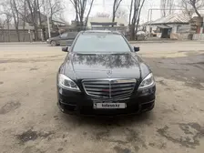 Mercedes-Benz S-Class, 2011