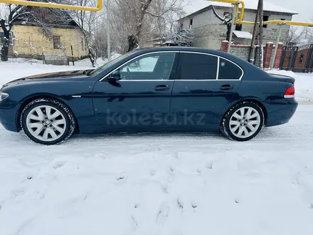 BMW 735 2003 года за 5 800 000 тг. в Алматы – фото 4