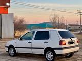 Volkswagen Golf 1993 года за 1 400 000 тг. в Актау – фото 4