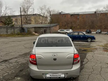 ВАЗ (Lada) Granta 2190 2015 года за 2 950 000 тг. в Зайсан – фото 2