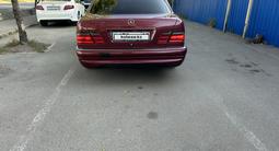 Mercedes-Benz E 230 1996 годаүшін2 150 000 тг. в Алматы – фото 3