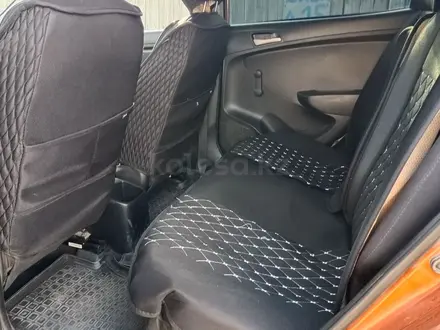 Hyundai Solaris 2015 года за 4 700 000 тг. в Семей – фото 6